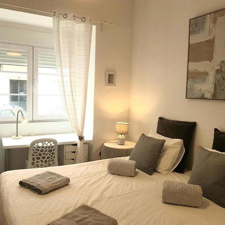 Alm- Spacious. Sunny. Patio. Quiet Area. Fast Wifi Lissabon Exterior foto
