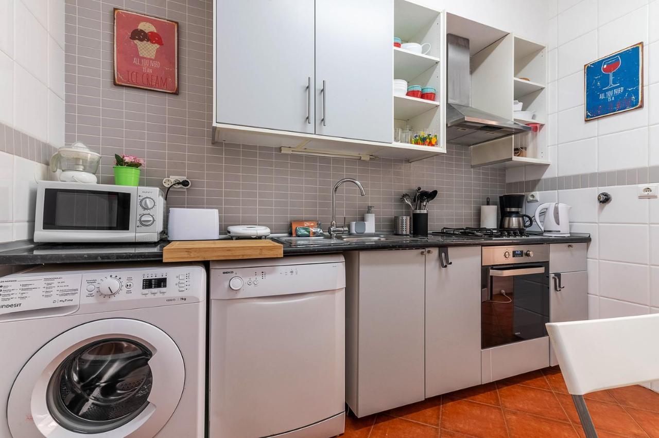 Alm- Spacious. Sunny. Patio. Quiet Area. Fast Wifi Lissabon Exterior foto