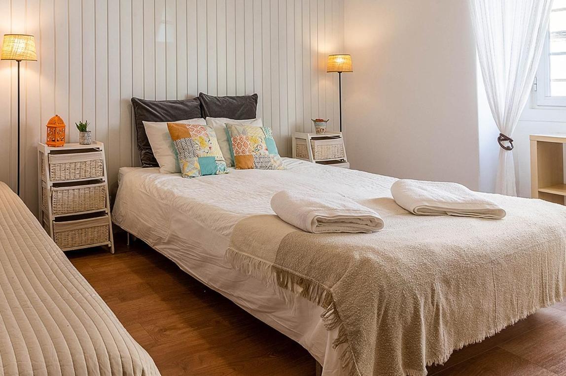 Alm- Spacious. Sunny. Patio. Quiet Area. Fast Wifi Lissabon Exterior foto