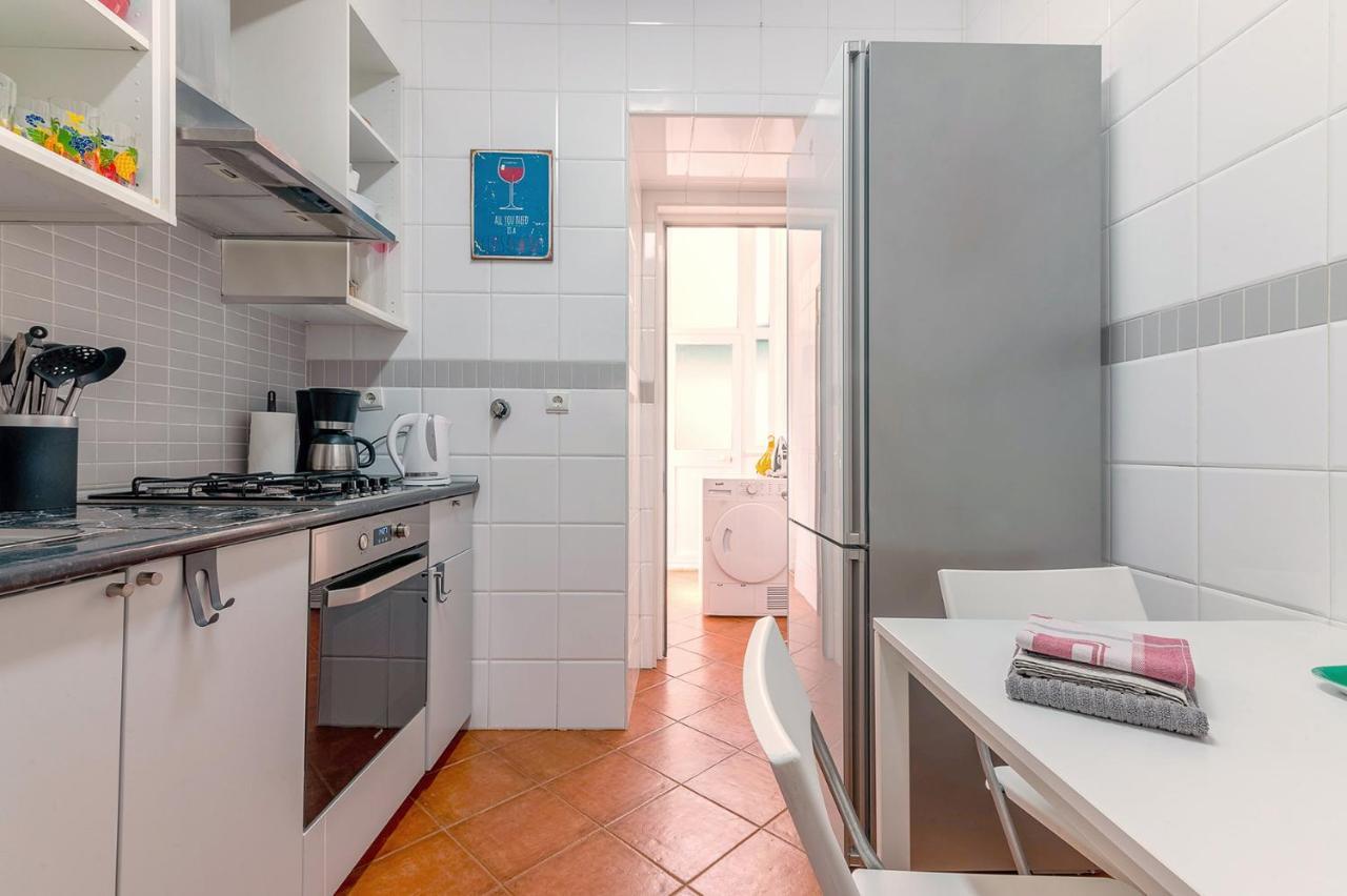 Alm- Spacious. Sunny. Patio. Quiet Area. Fast Wifi Lissabon Exterior foto
