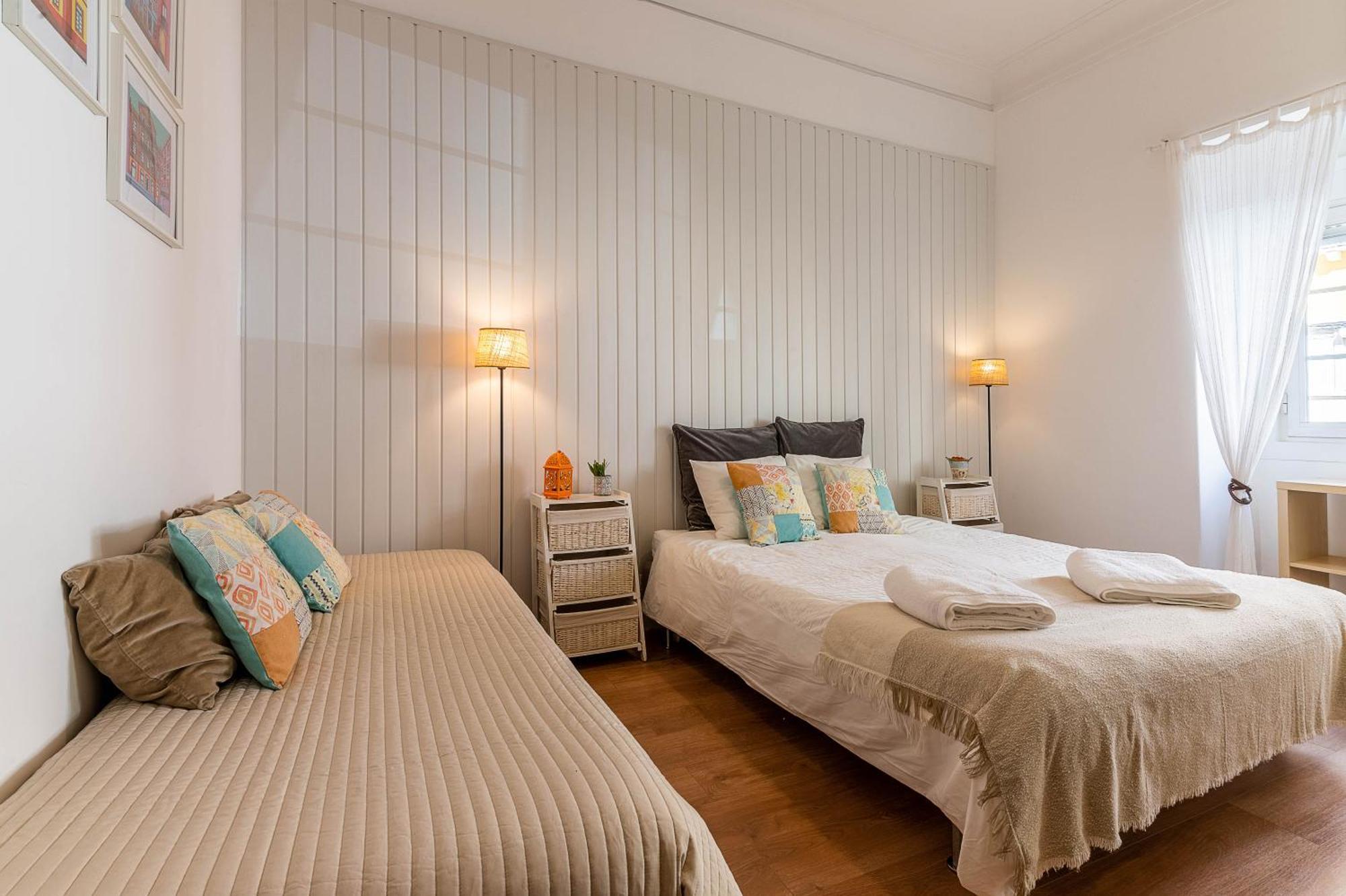 Alm- Spacious. Sunny. Patio. Quiet Area. Fast Wifi Lissabon Exterior foto